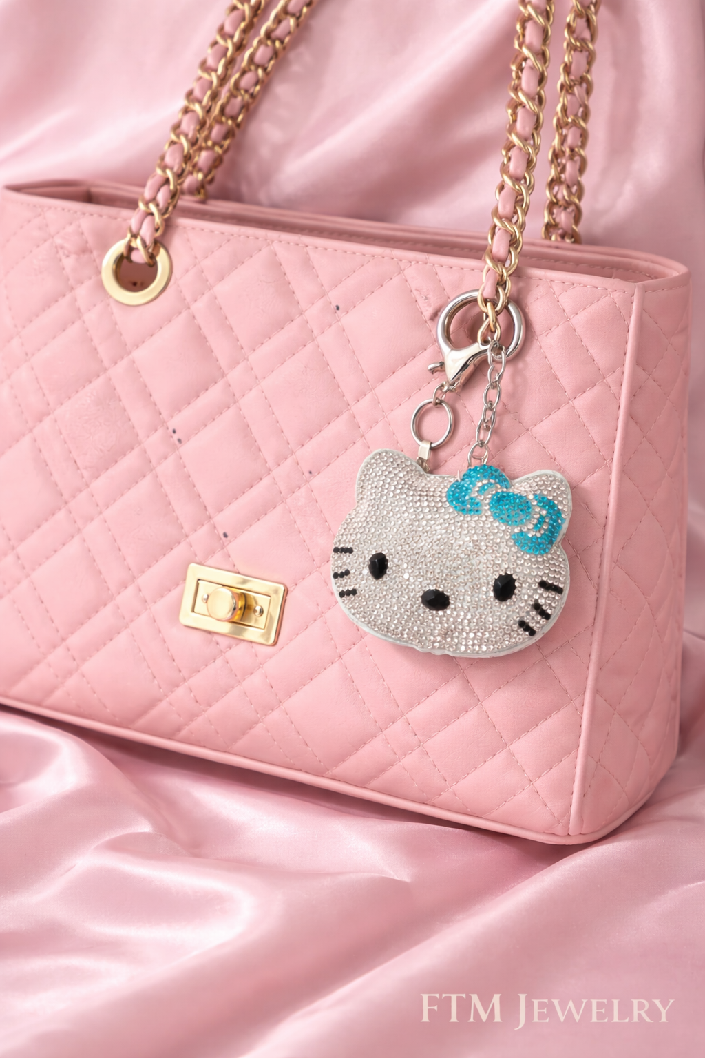 Limited Kitty Bag Charm 🎀💖