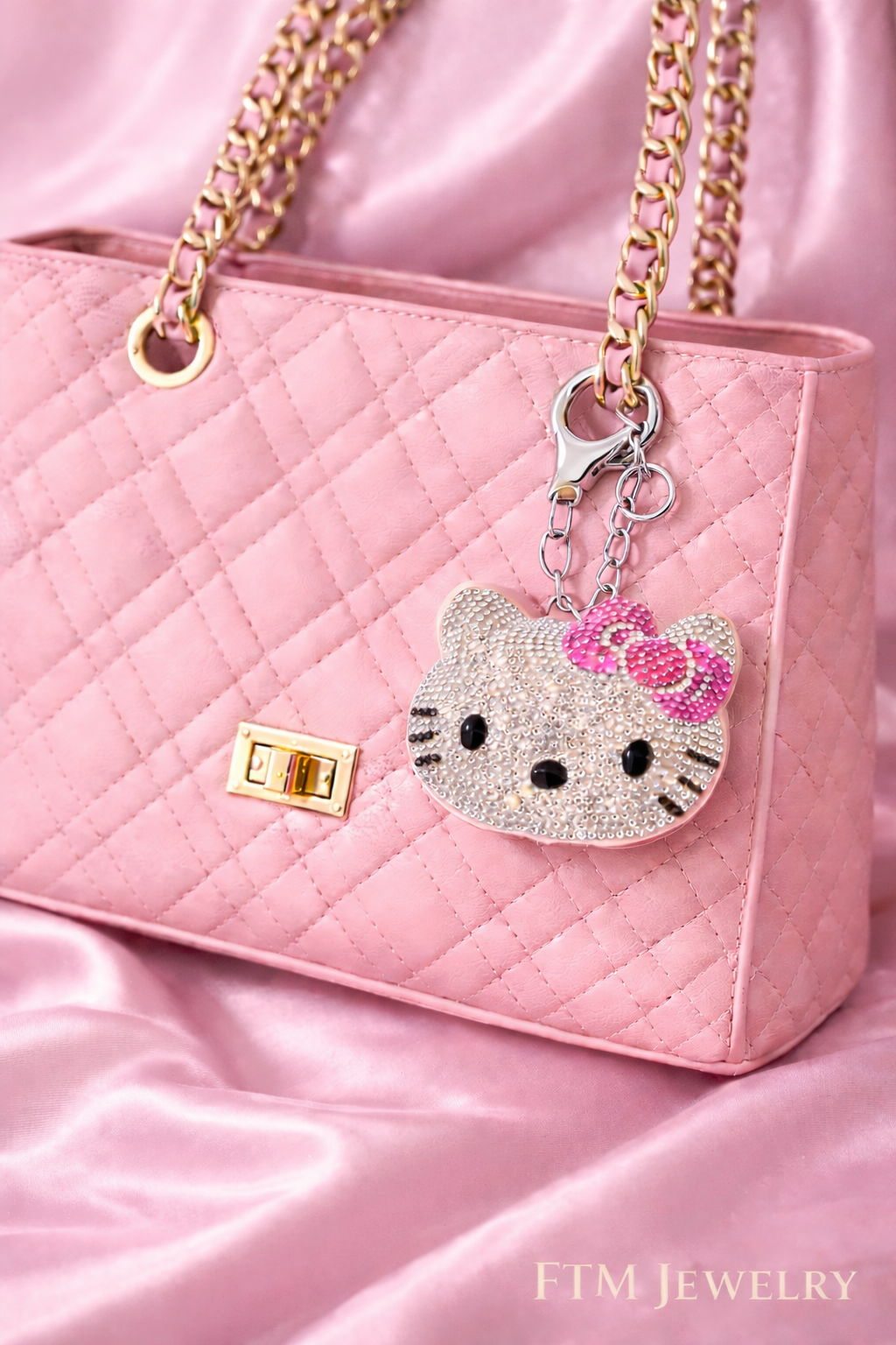 Limited Kitty Bag Charm 🎀💖